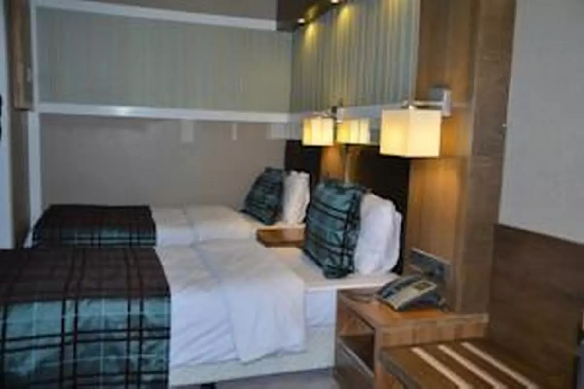 van-grand-hotel-van-room (Copy).jpg